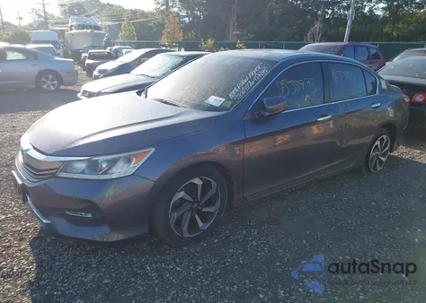 2017 Honda Accord Ex-L z USA, uszkodzony, nr VIN 1HGCR2F87HA102981